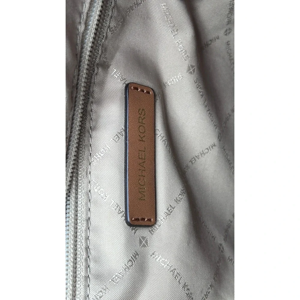 Michael Kors Abbey Vanilla Signature Logo Medium Backpack 35T9GAYB7B Gold Tone